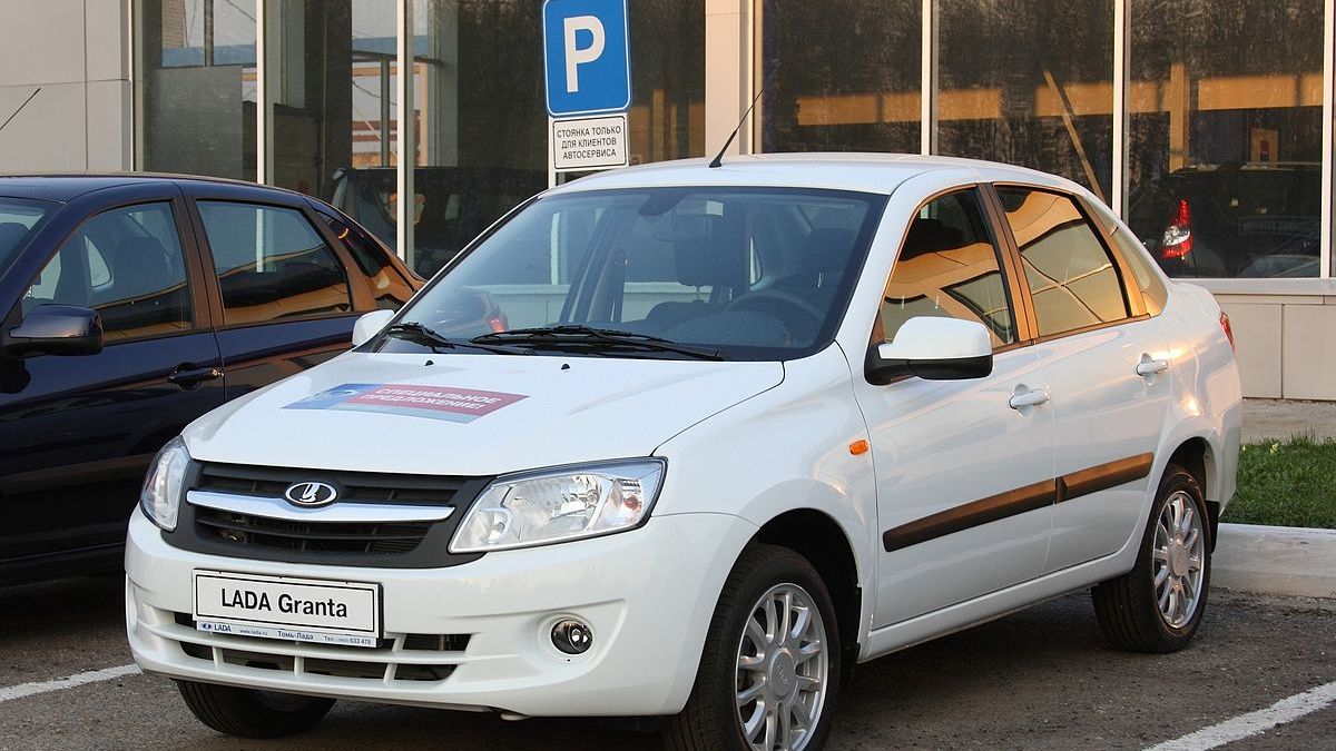 Lada Granta остается самым востребованным автомобилем в Татарстане — РБК