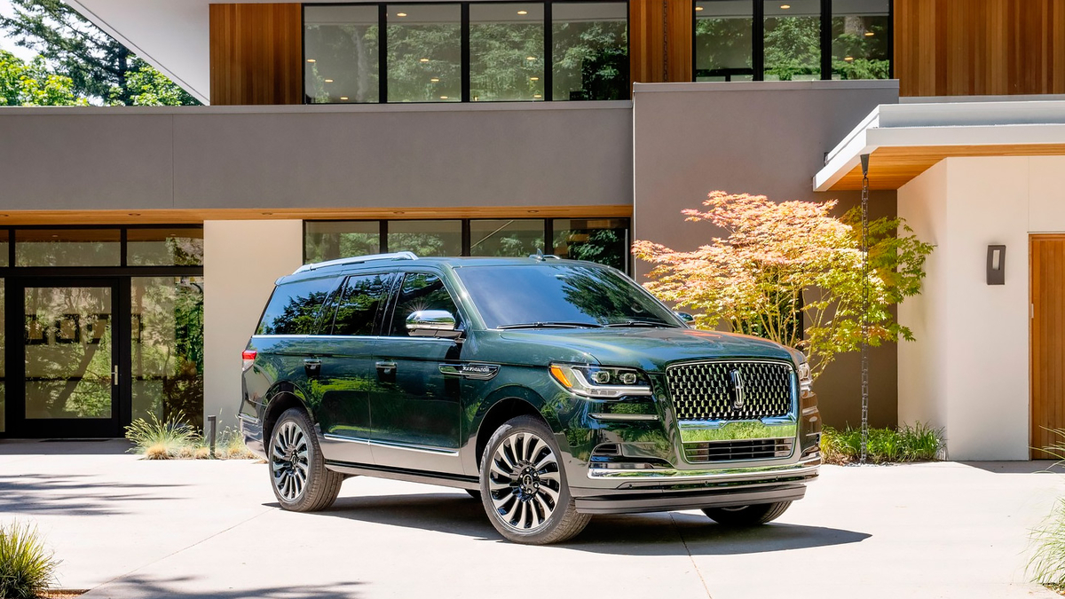 Обновленный внедорожник Lincoln Navigator получил автопилот :: Autonews