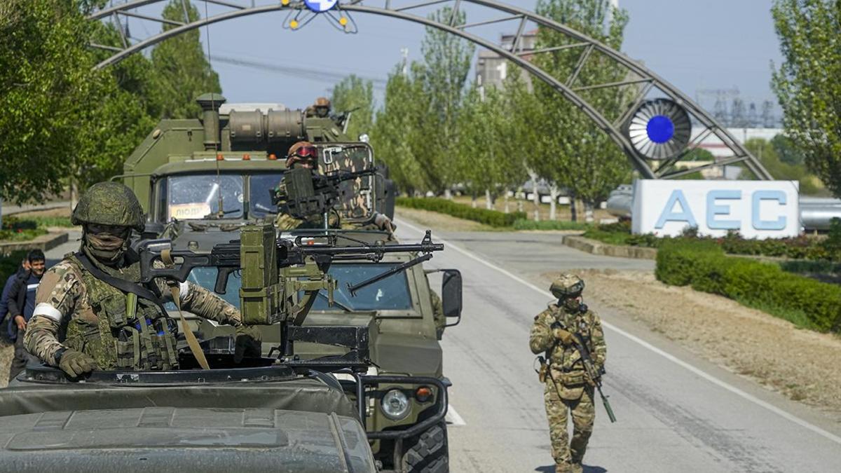 В Запорожской военной администрации сообщили об обстреле Энергодара и АЭС —  РБК