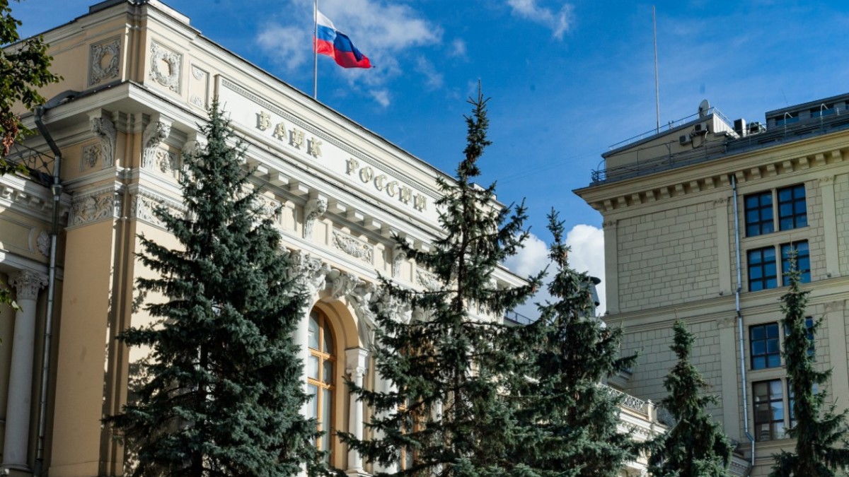 Ключевая ставка осталась на уровне 16%.