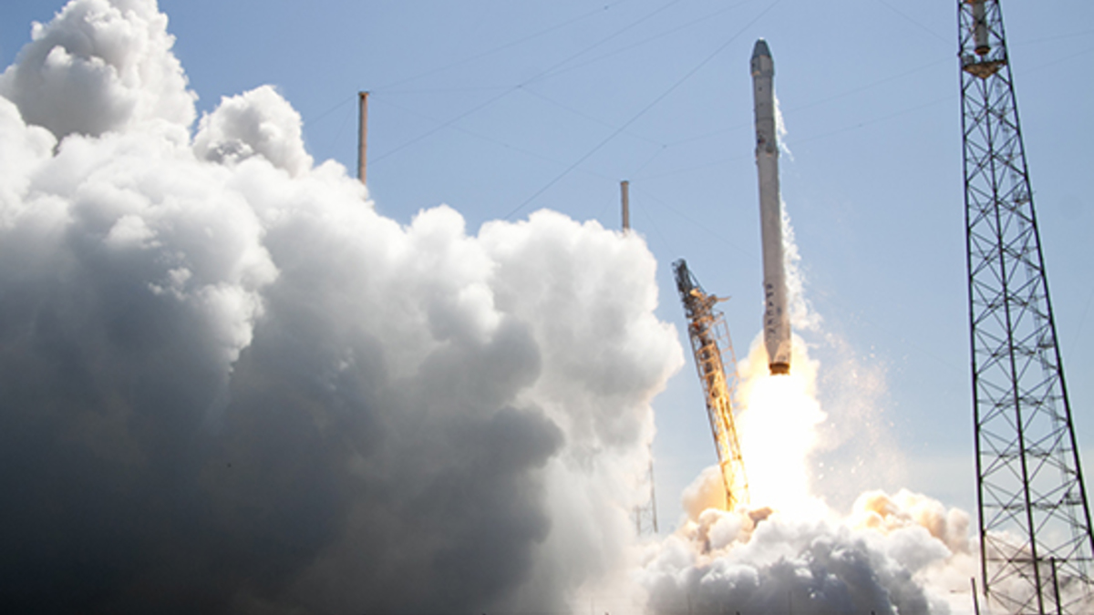 Запуск ракеты Falcon 9