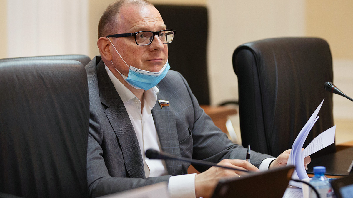 Константин Долгов