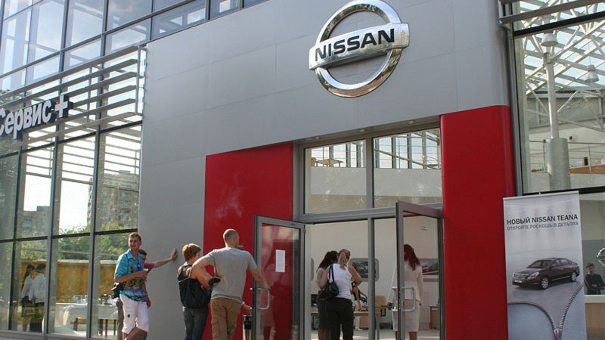 Презентация Nissan Teana в салоне Nissan 