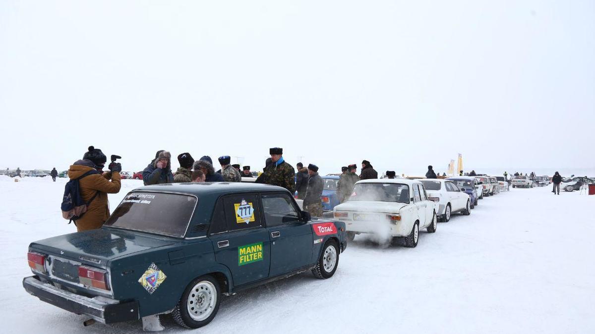 Зимние гонки на озере Балтым