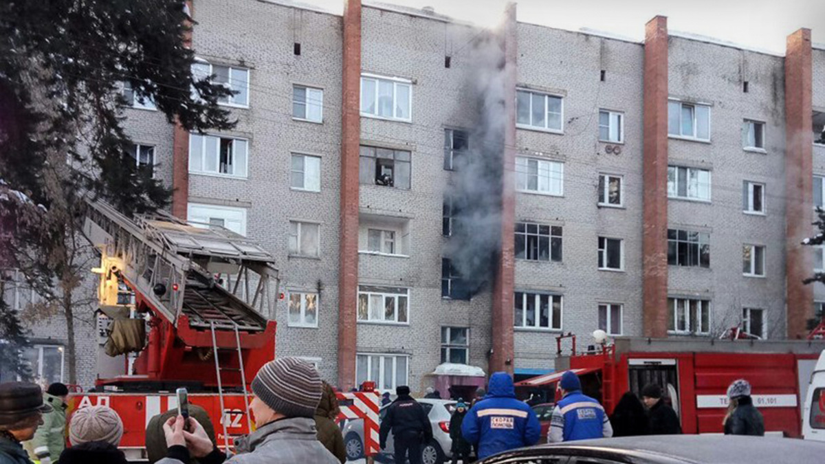 В Подмосковье при пожаре в пятиэтажке погибли два человека — РБК