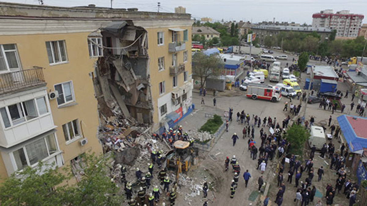 Число жертв взрыва в доме в Волгограде увеличилось до четырех человек — РБК