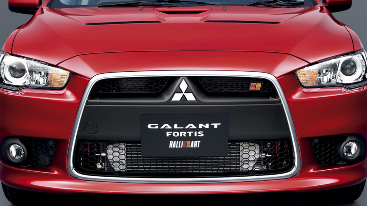 В Японии в продажу поступил Mitsubishi Galant Fortis Ralliart :: Autonews