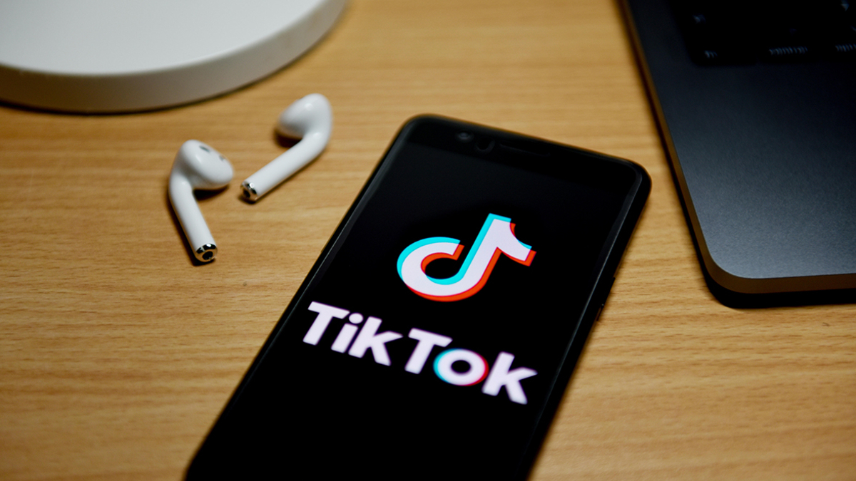 Из офиса российского TikTok украли технику Apple на сумму более 1 млн руб —  РБК