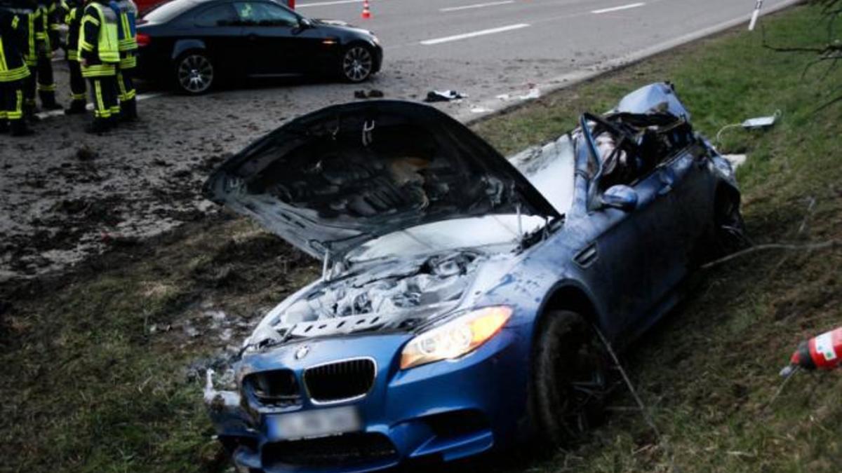 В Германии BMW M5 попала в аварию на скорости 300 км/ч :: Autonews