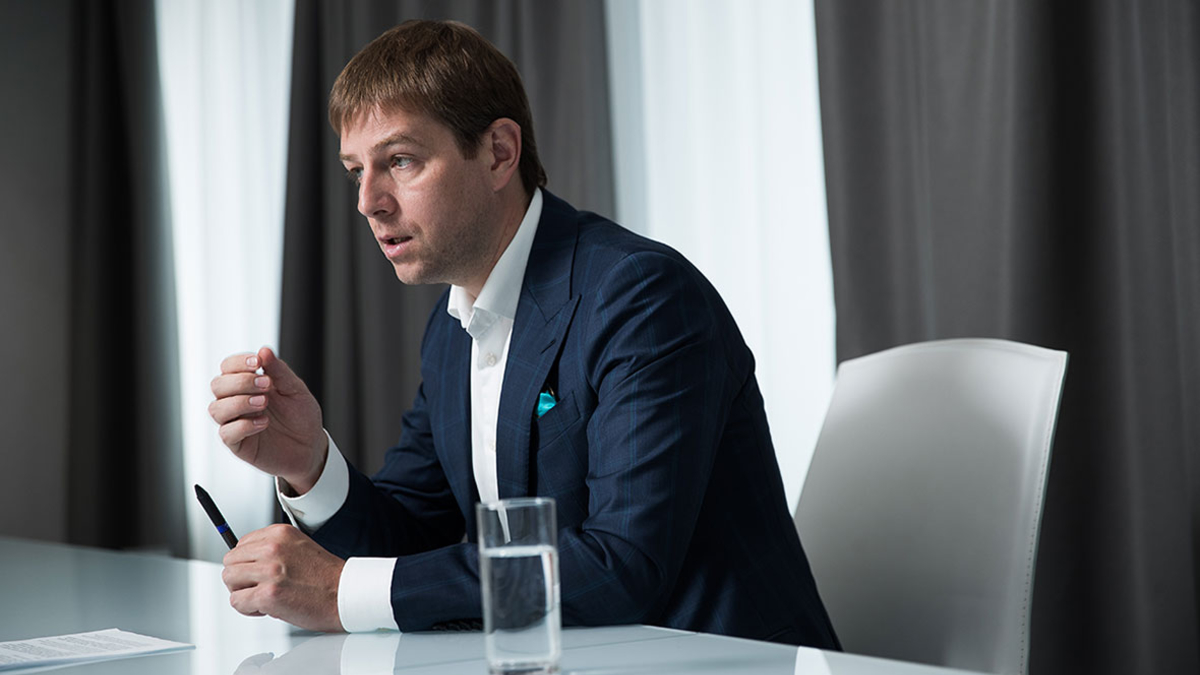 Александр Соколов