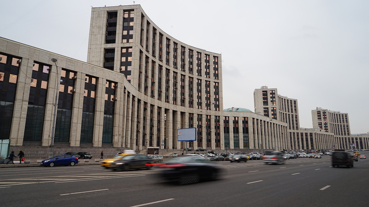 Здание ВЭБа в Москве