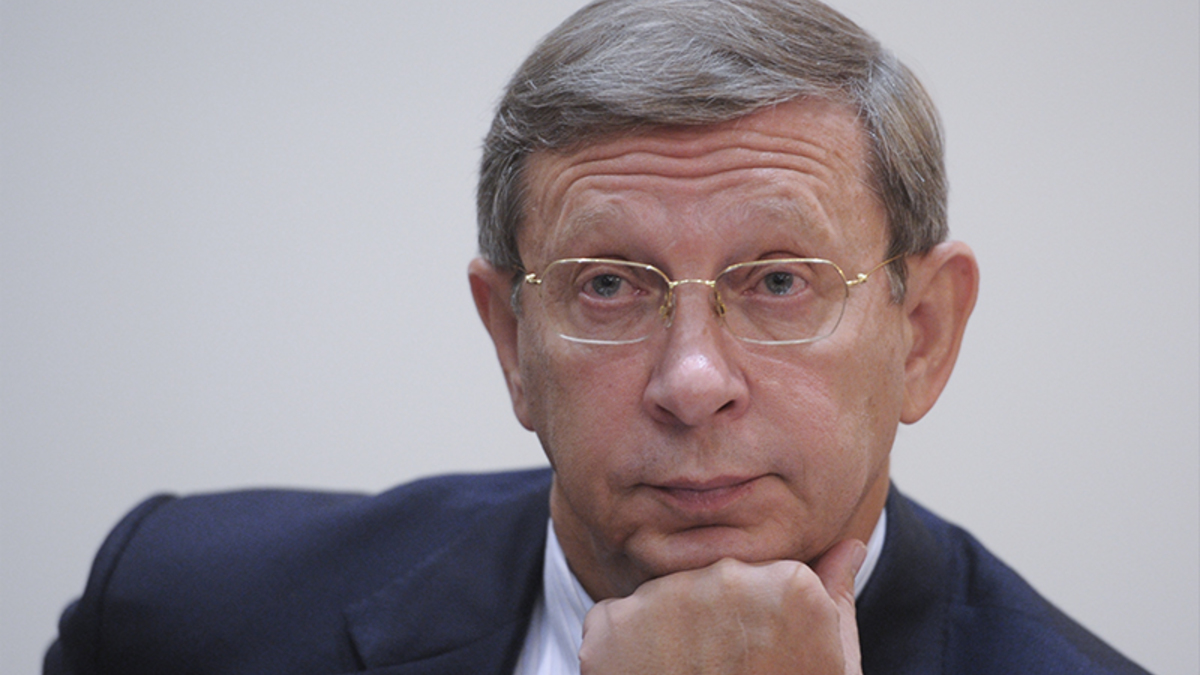 Владимир Евтушенков, председатель совета директоров и основной владелец АФК «Система»
Владимир Евтушенков пока сохраняет пост члена бюро правления РСПП, несмотря на домашний арест. 16 сентября ему предъявили обвинение в легализации денежных средств в рамках дела о хищении акций предприятий, входящих в ТЭК Башкирии. В РСПП Евтушенков возглавляет комитет по промышленной политике, регулированию естественных монополий и тарифам РСПП. После ареста глава союза Александр Шохин подписал личное поручительство с просьбой изменить ему меру пресечения. 8 октября Шохин заявил, что если до суда такое решение будет принято, и предпринимателя, например, отпустят на подписку о невыезде, тогда он рассчитывает, что Евтушенков будет продолжать участвовать в работе РСПП.