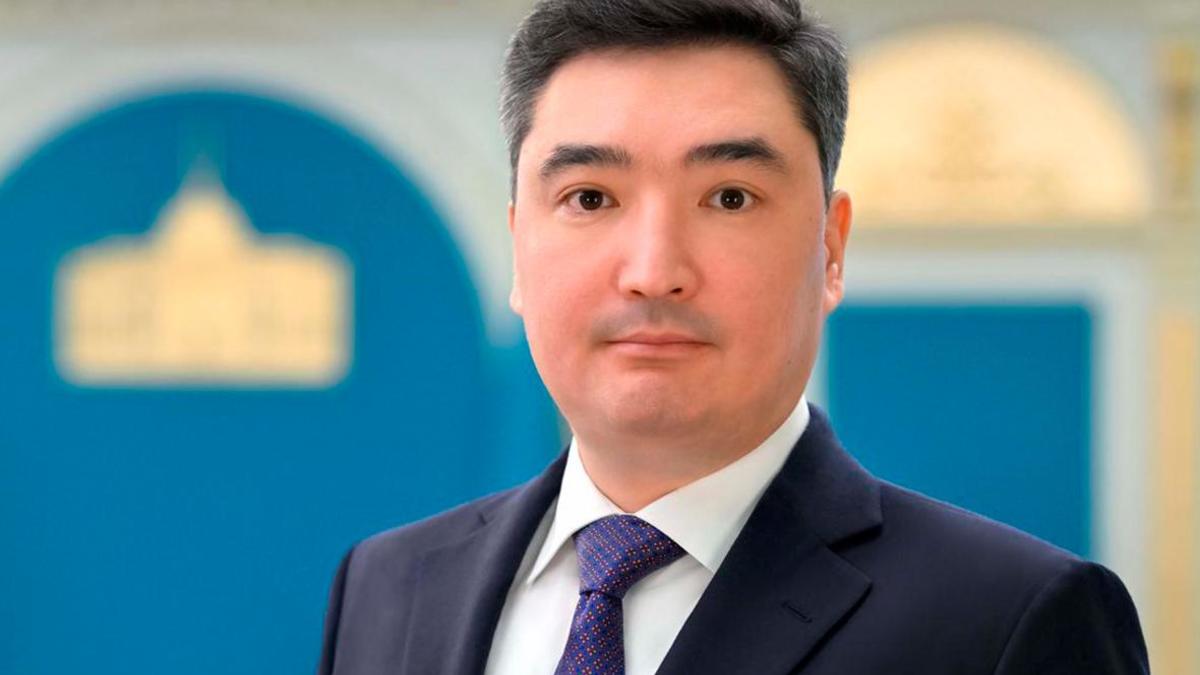 Олжас Бектенов