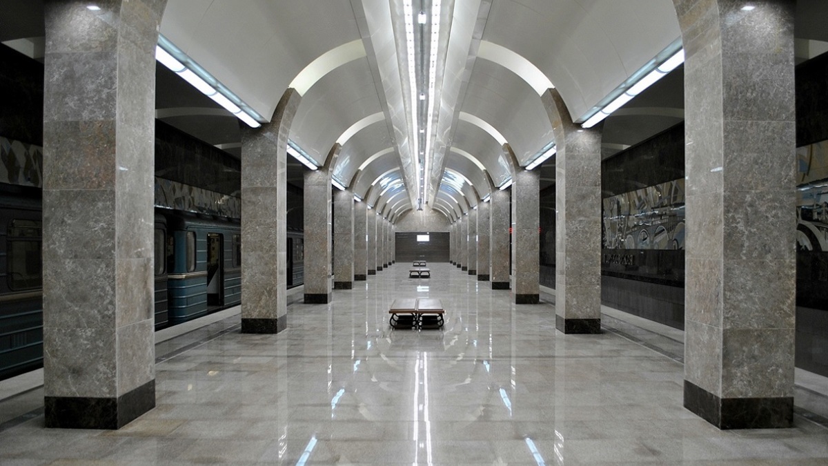 станция метро «Горьковская»