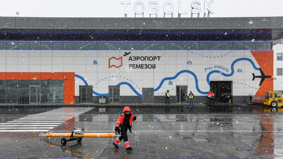 Ранее авиакомпании сообщали о временной отмене рейсов из Тобольска 