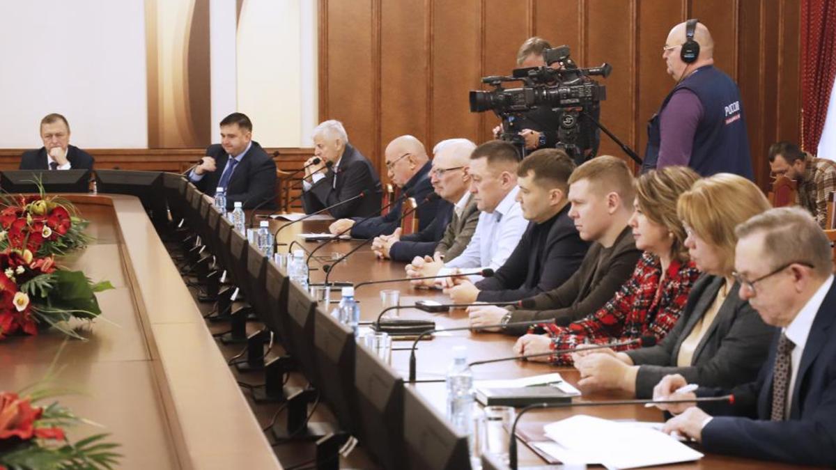 Фото: пресс-служба Заксобрания Новосибирской области