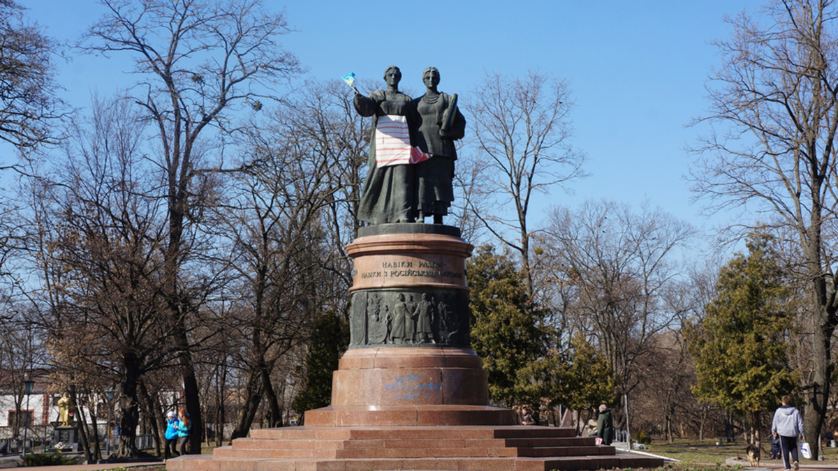 Джиллиан Андерсон аузына сиқырды алады Секс үлкен мүшесі және жопы видео скачать из TF