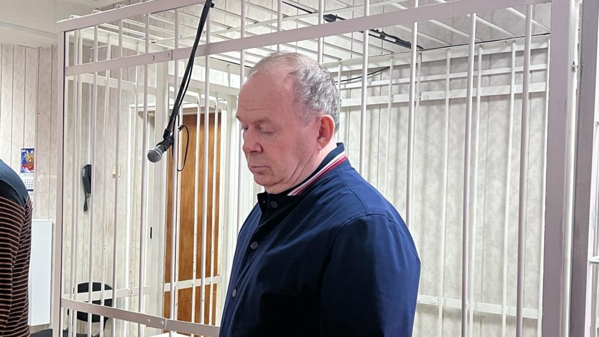 Владимир Лаптев (Фото: пресс-служба Заксобрания Новосибирской области)