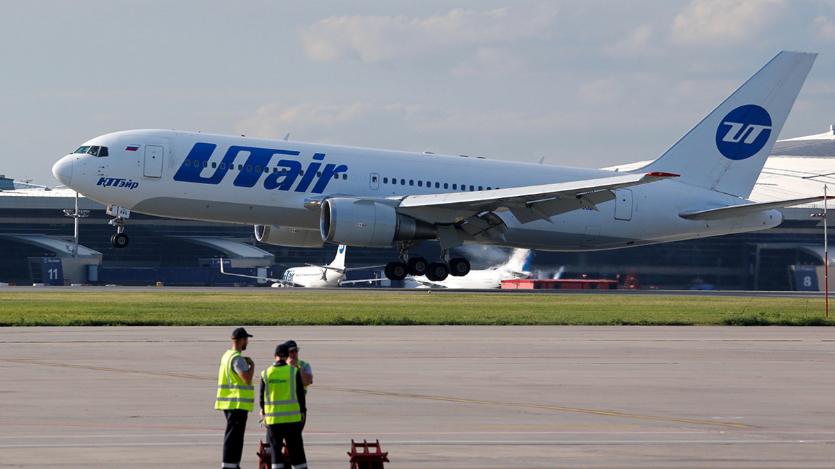 Пилот лайнера Utair решил вернуться во Внуково из-за неполадок с шасси — РБК