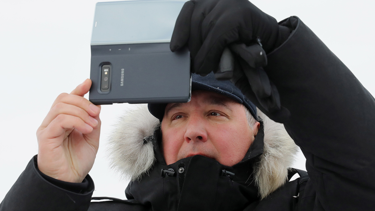 Дмитрий Рогозин