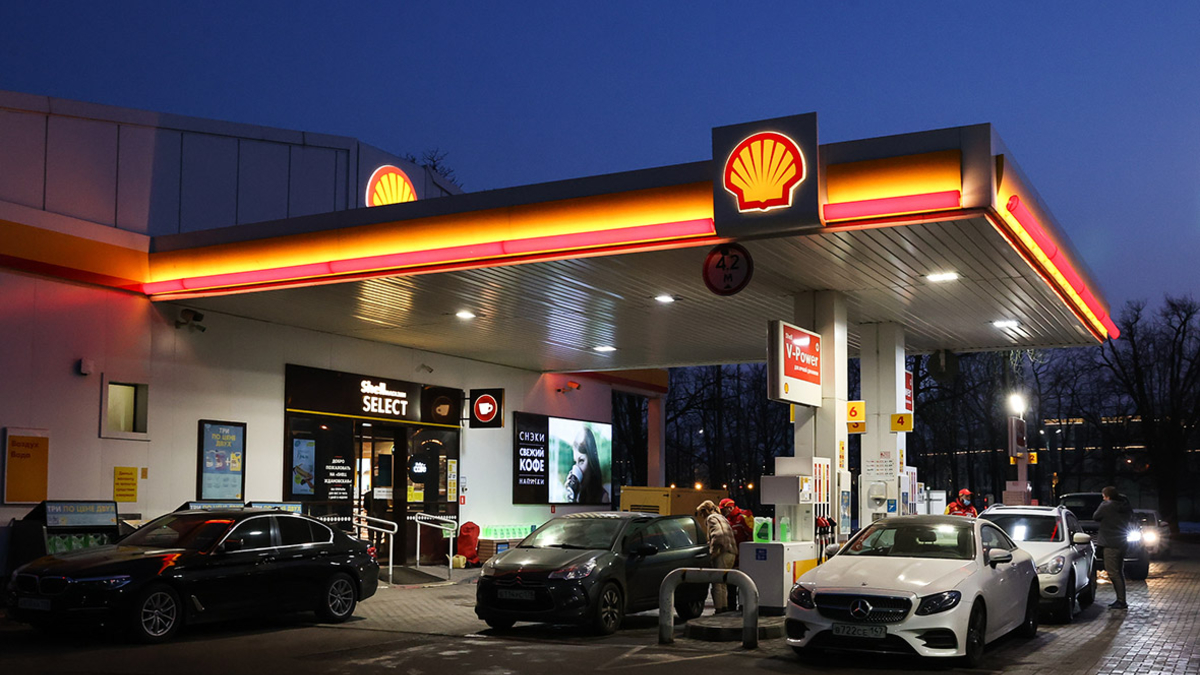 Shell закрыла большинство заправок в России — РБК