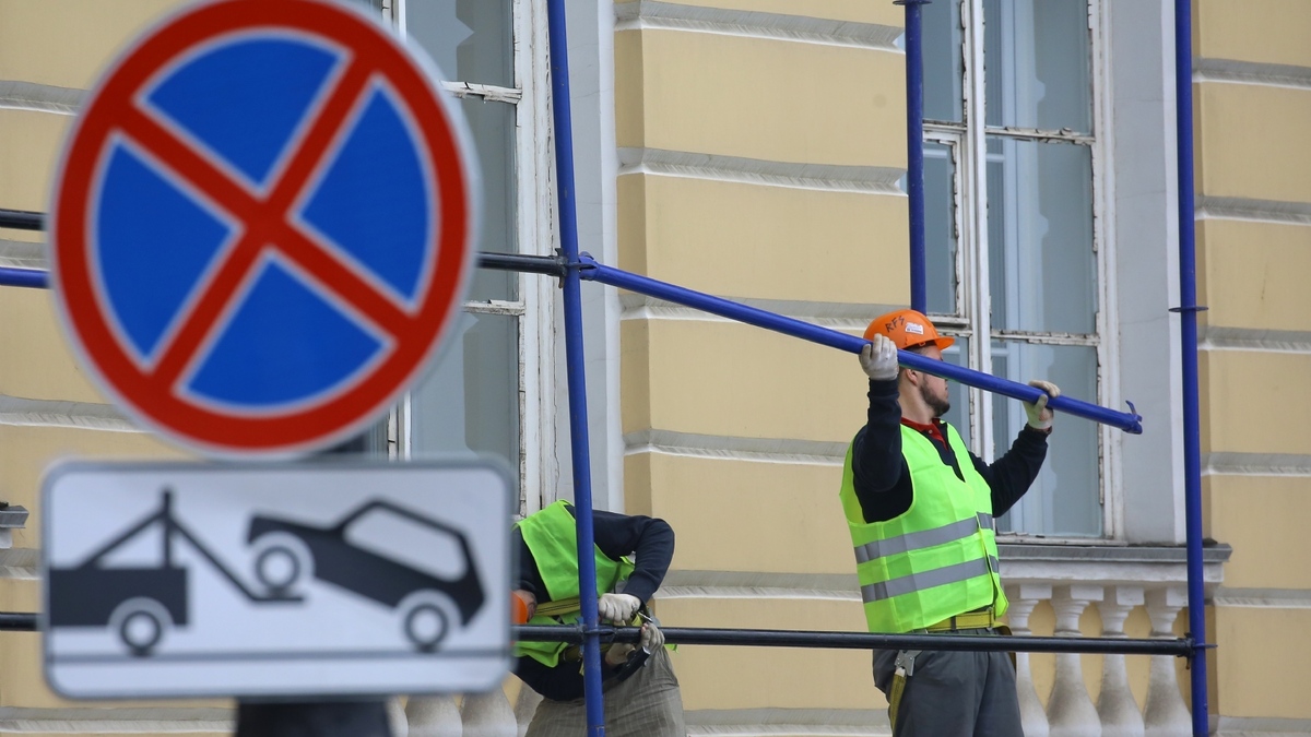 В центре Петербурга ограничат парковку и перекроют несколько улиц — РБК