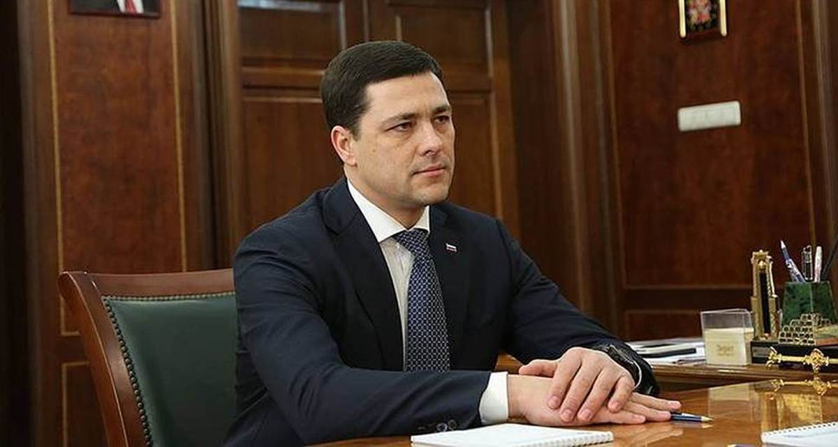 Михаил Ведерников.