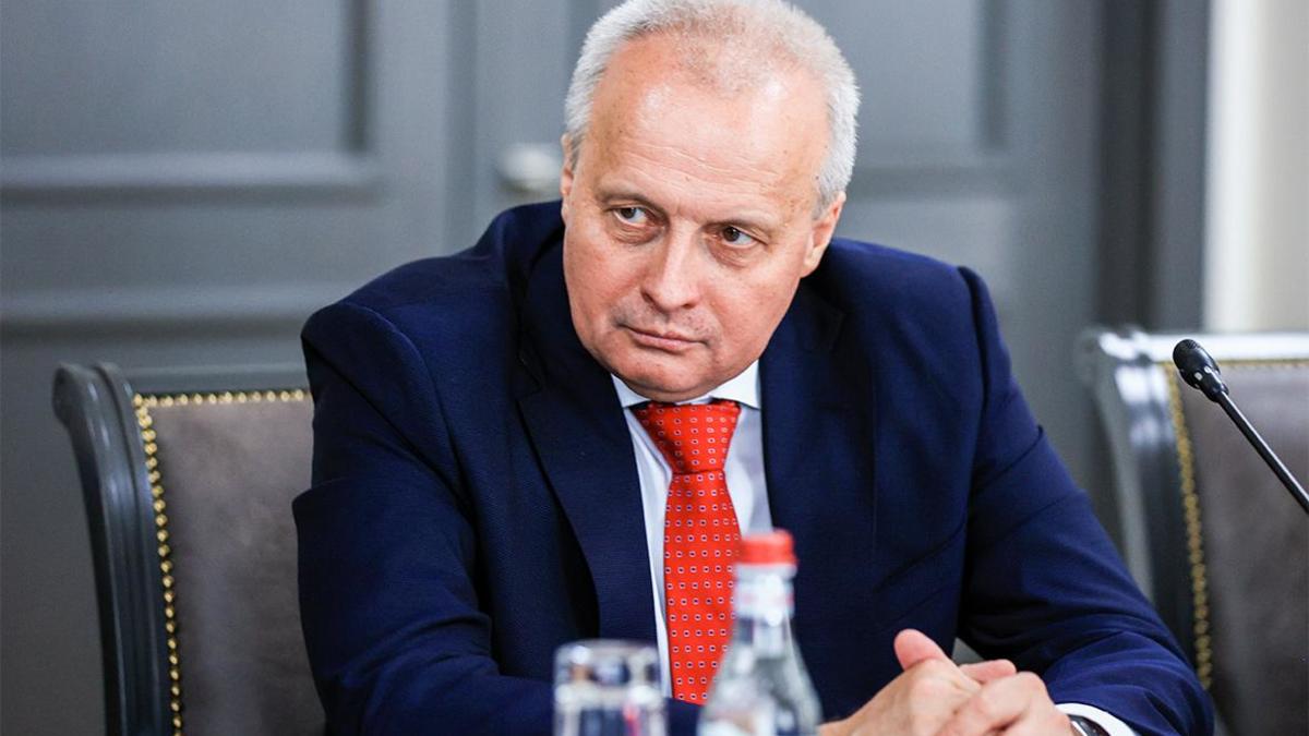 Посла России вызвали в МИД Армении из-за передачи на «Первом канале» — РБК