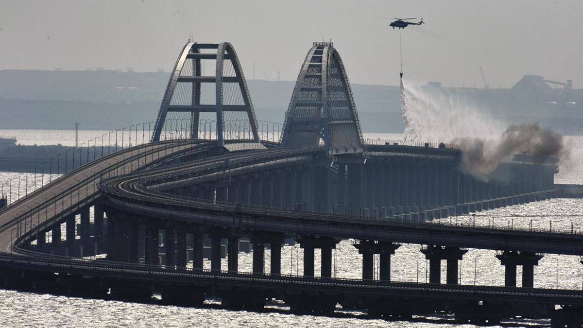 Страховщики оценили стоимость ущерба из-за подрыва на Крымском мосту — РБК