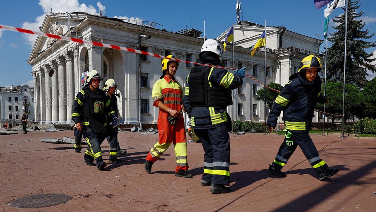 Власти Чернигова сообщили о 117 пострадавших после взрыва в городе — РБК