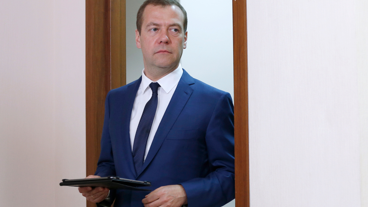 Дмитрий Медведев 