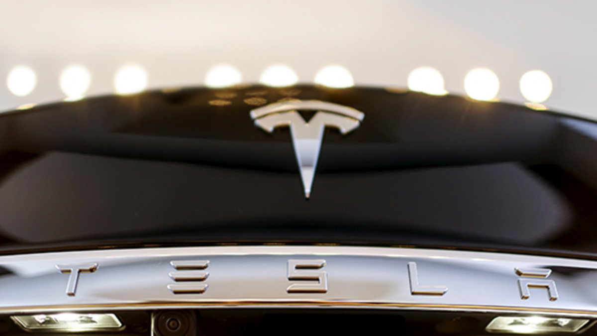 Логотип компании Tesla


