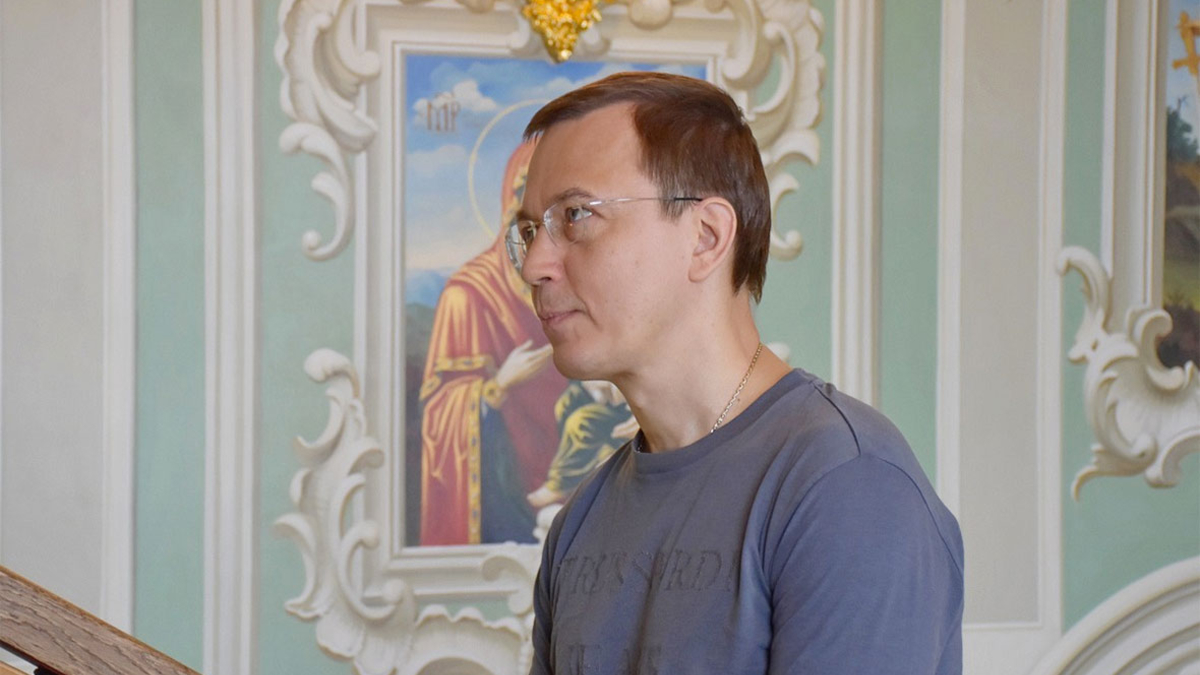 Олег Карчев