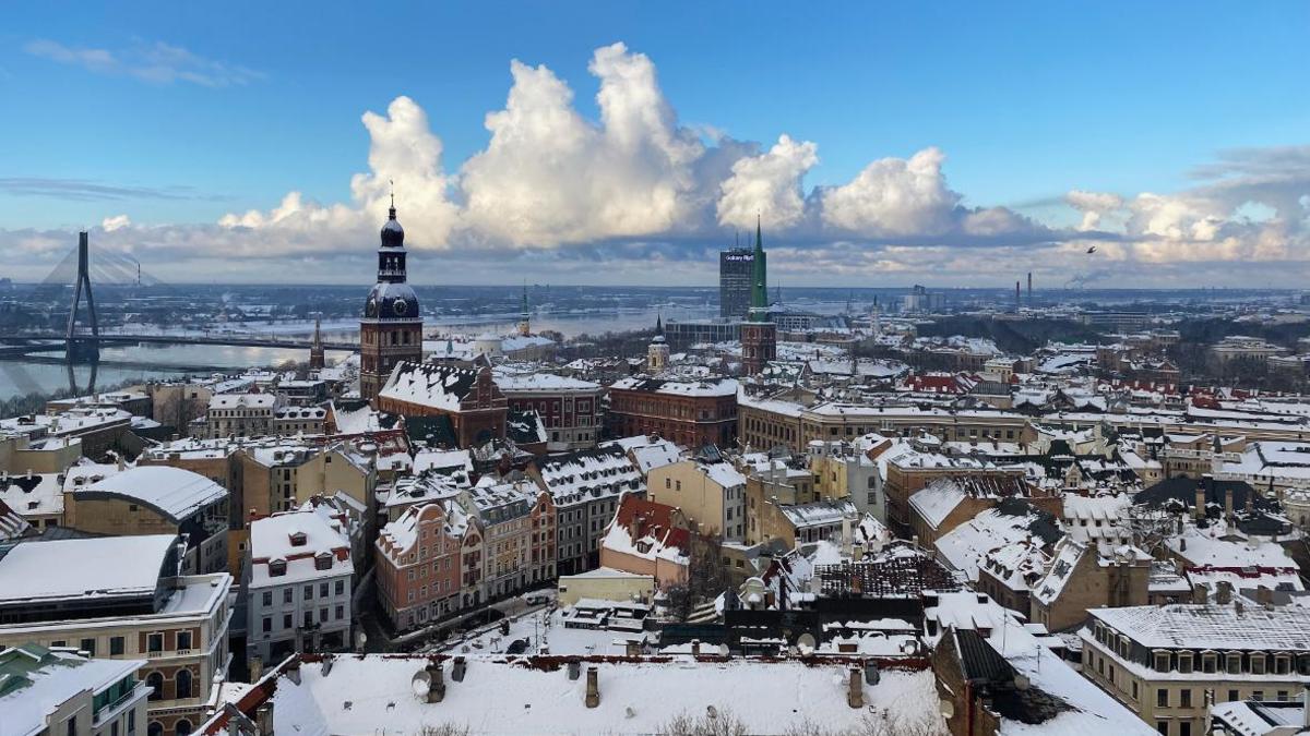 В Риге на вечеринке Русской службы Би-би-си бросили учебную гранату — РБК