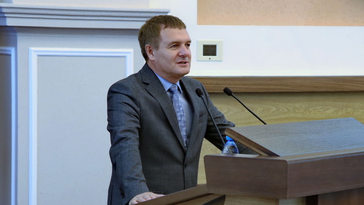 Виталий Витухин