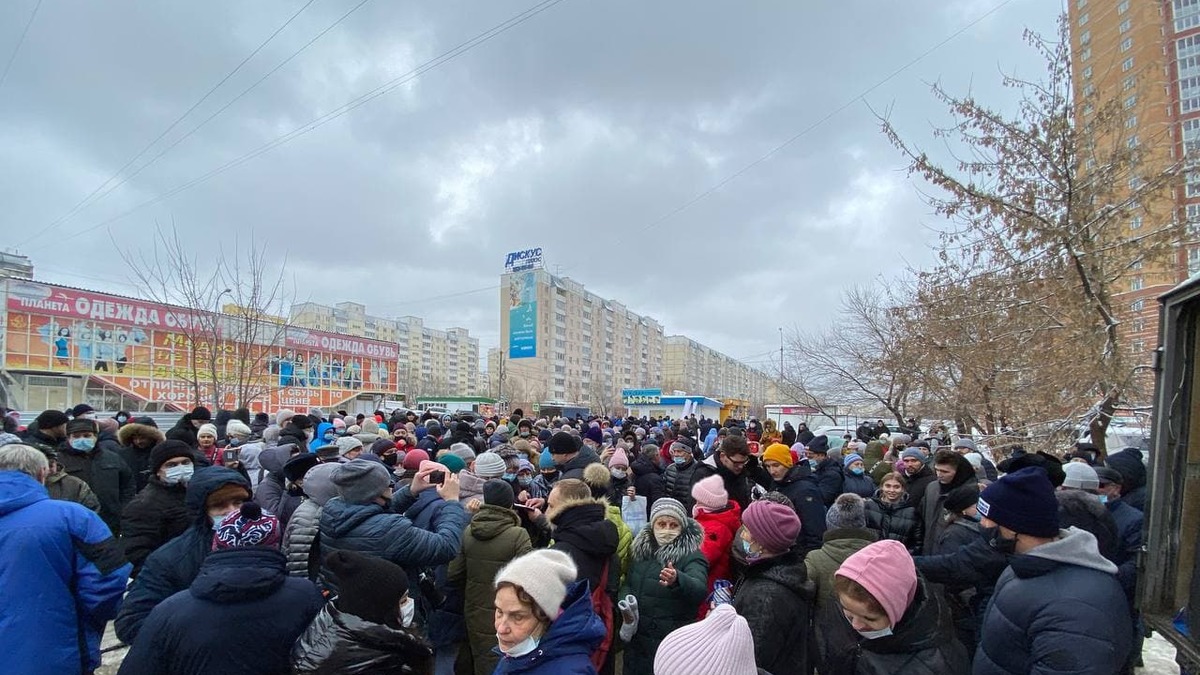 На МЖК в Новосибирске прошел сход местных жителей из-за сквера — РБК