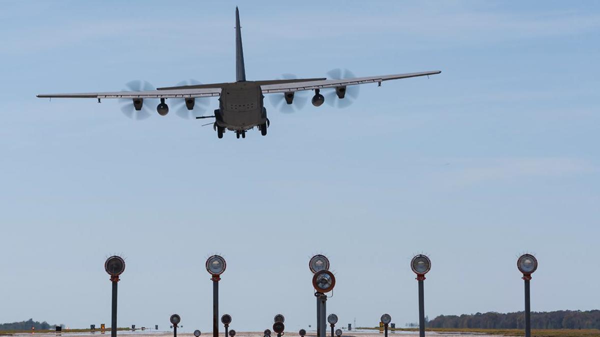 Самолет AC-130J Ghostrider