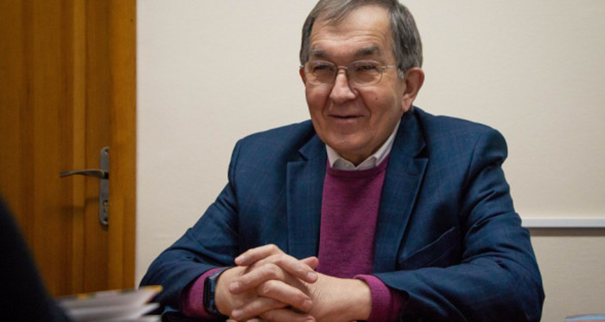 Вирусолог Сергей Нетесов
