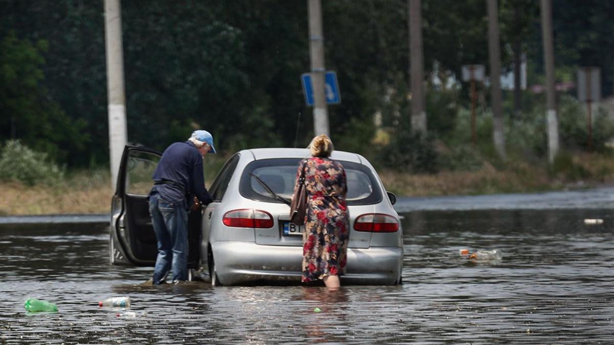 Очевидцы рассказали о затоплении территорий на левом берегу Днепра — РБК