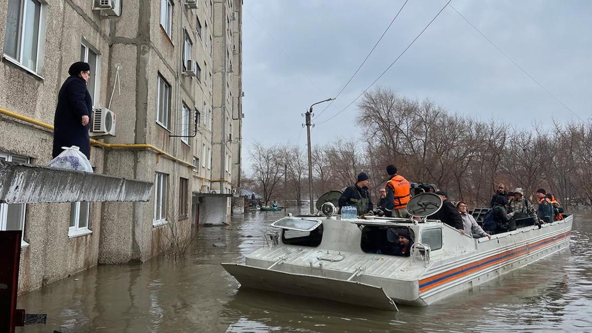 ЦБ открыл горячую линию о кредитных каникулах для пострадавших от паводка —  РБК