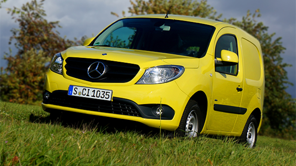 Премиальный фургон. Mercedes-Benz Citan :: Autonews