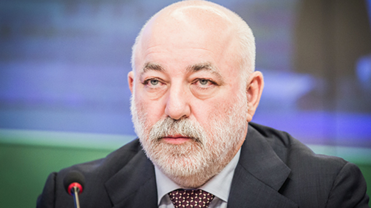 Бизнесмен Виктор Вексельберг