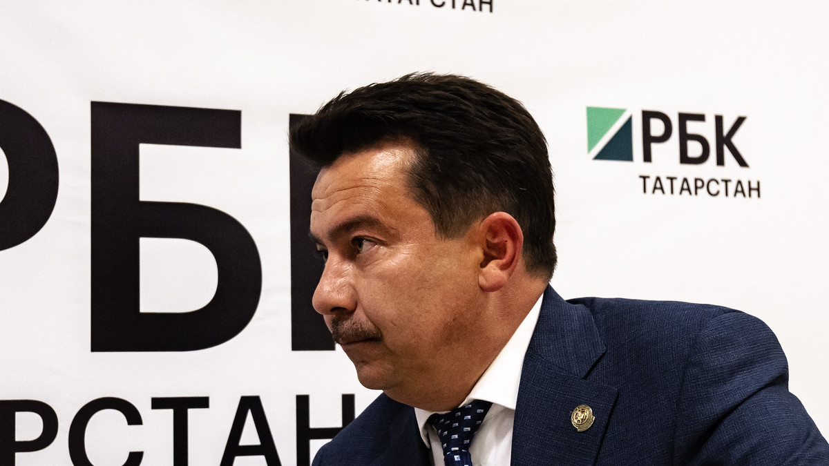 министр здравоохранения РТ Марат Садыков