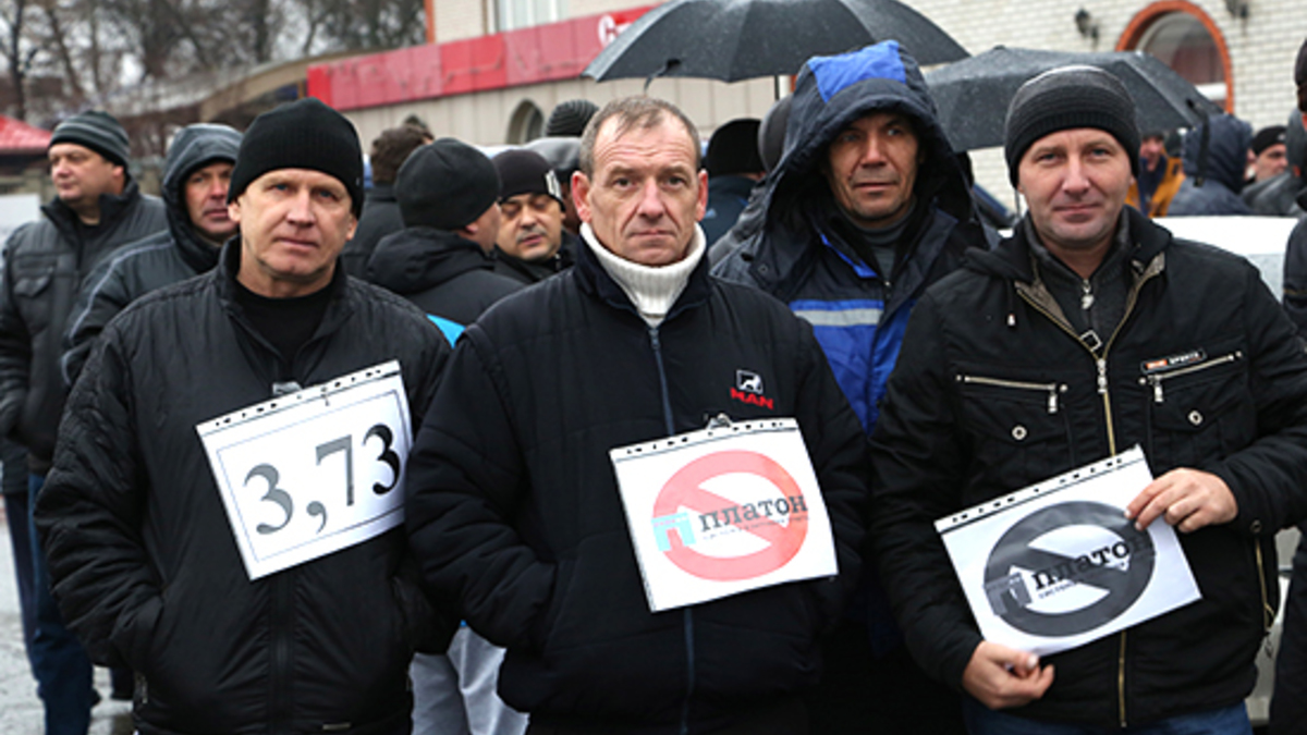 Бунт дальнобойщиков: вторую волну протеста поддержали в 24 регионах — РБК