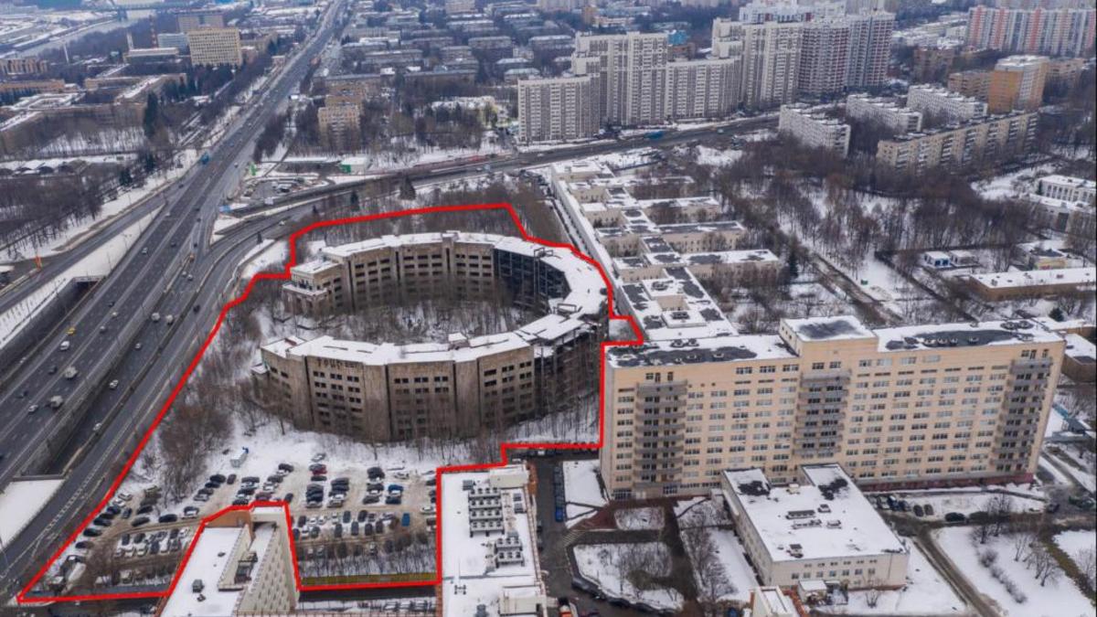 Почему Ховринская больница в Москве оказалась заброшенной?