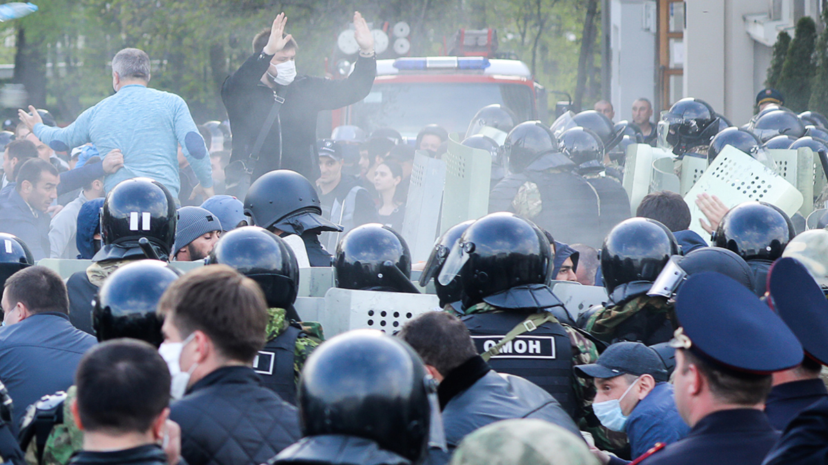 Кремль предупредил о негативных последствиях митинга во Владикавказе — РБК