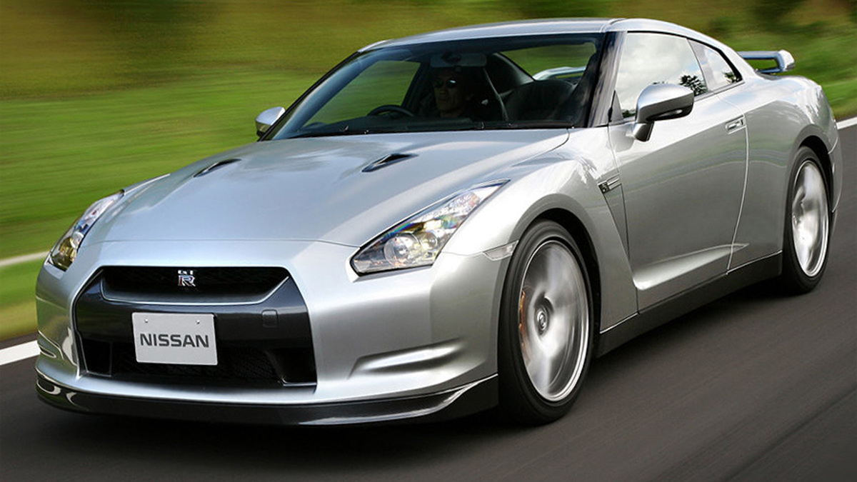 Nissan GT-R признан самым 