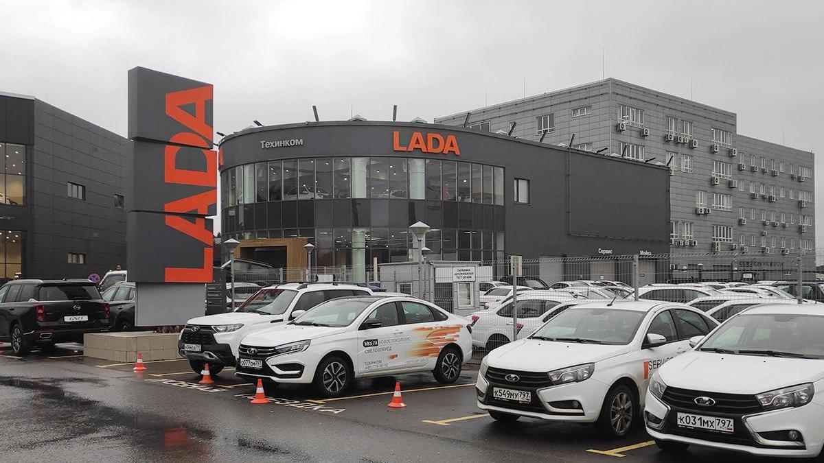 Насколько вырастут цены на автомобили Lada в мае — РБК