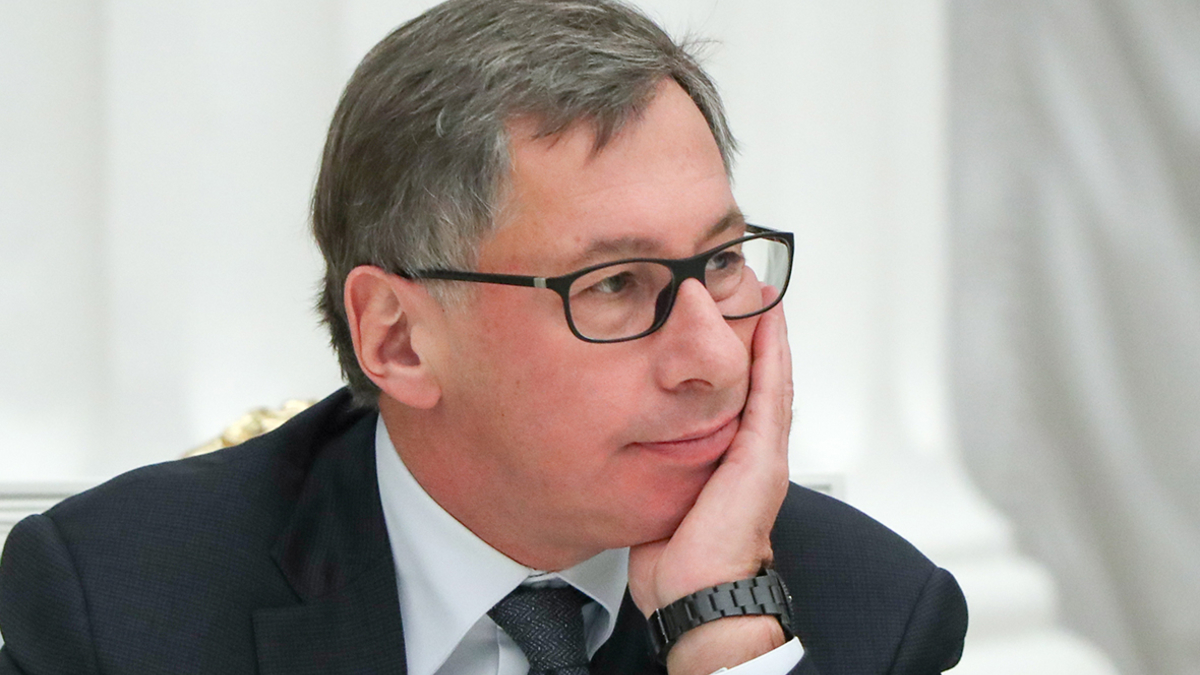 Петр Авен