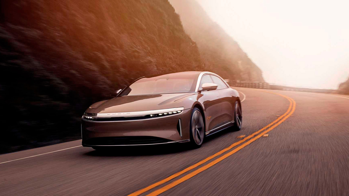 Lucid Motors выпустил электромобиль с самым большим запасом хода :: Autonews